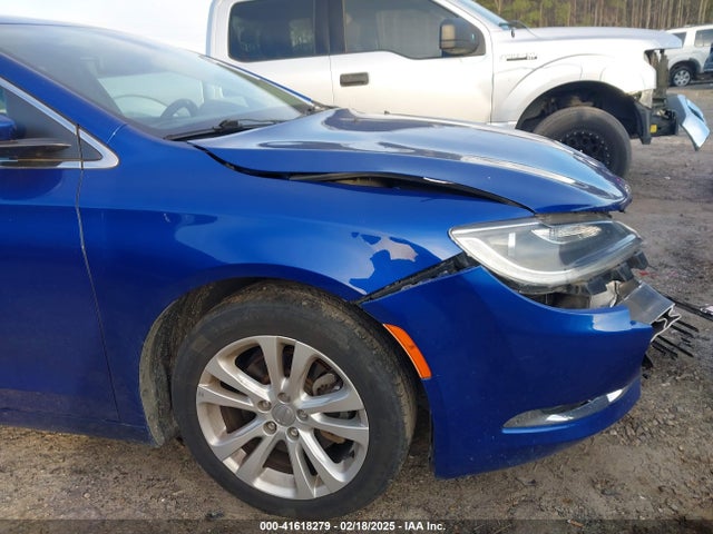 Chrysler 200 Limited 2015 1C3CCCAB5FN679253 Image 17