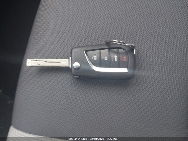 JTDBDMHE2PJ000249 Toyota Corolla Hybrid Le
