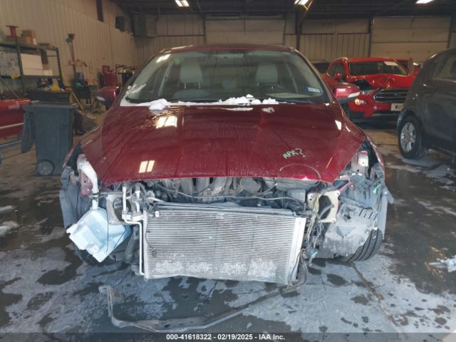 1FADP3N24HL320589 Ford Focus Titanium