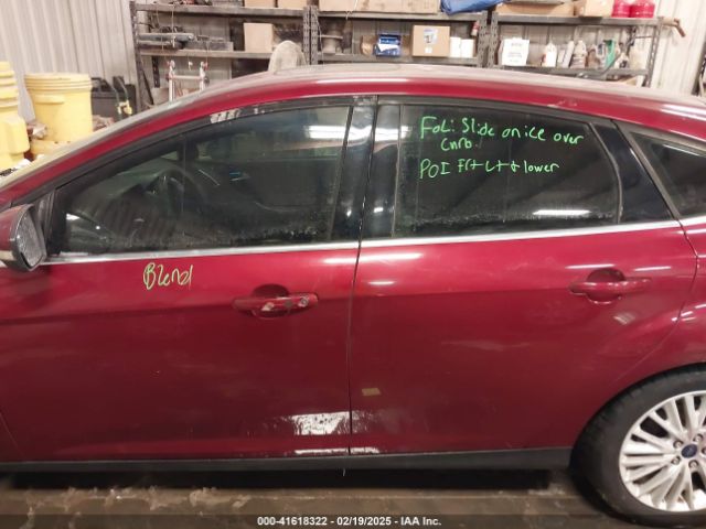 1FADP3N24HL320589 Ford Focus Titanium