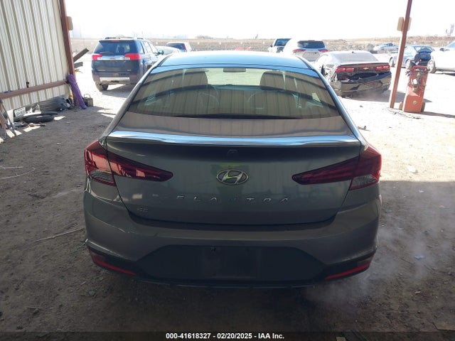 Hyundai ELANTRA SE 2019 5NPD74LF0KH489509 Image 16
