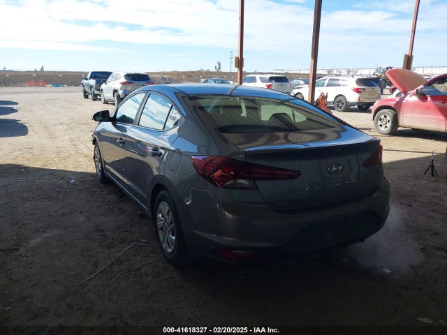 Hyundai ELANTRA SE 2019 5NPD74LF0KH489509 Image 3