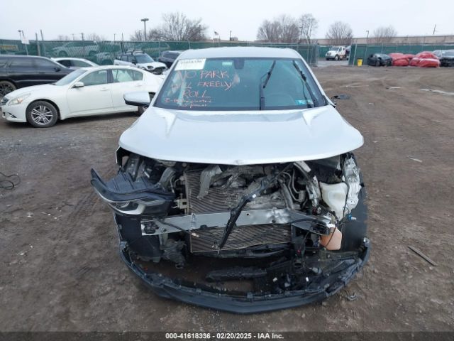 3GNAXUEV4KS595823 Chevrolet EQUINOX LT