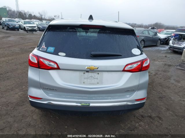 3GNAXUEV4KS595823 Chevrolet EQUINOX LT