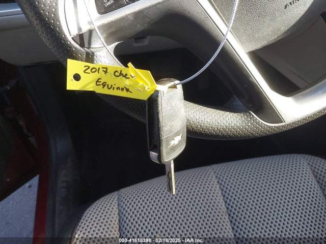 Chevrolet EQUINOX LT 2017 2GNALCEK6H6111153 Image 11