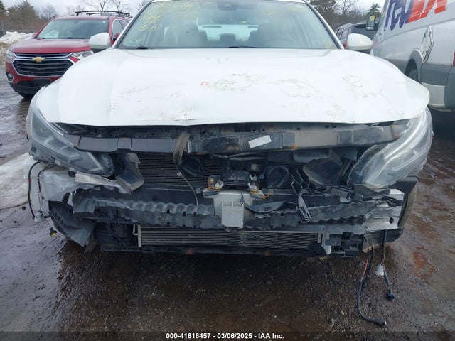 1N4BL4FW4KN315981 Nissan Altima 2.5 Platinum