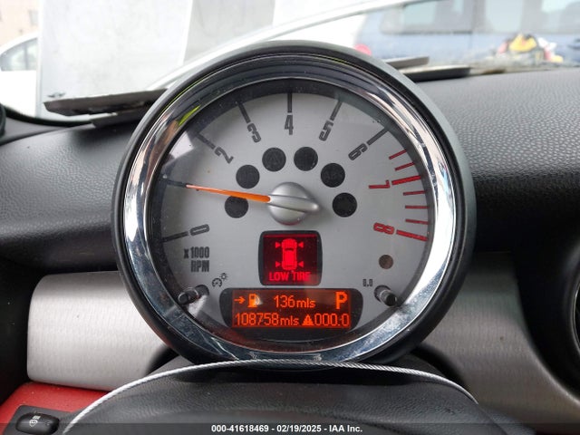 2007 MINI COOPER S WMWMF73567TV31502 Photo 6