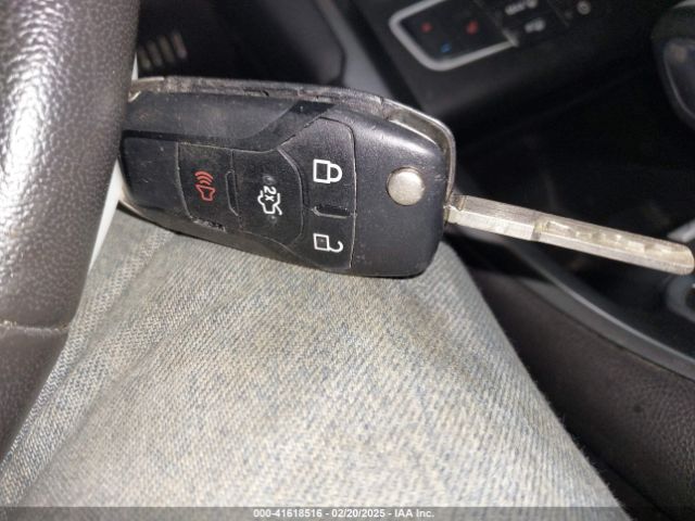 3FA6P0T90GR265209 Ford FUSION SE