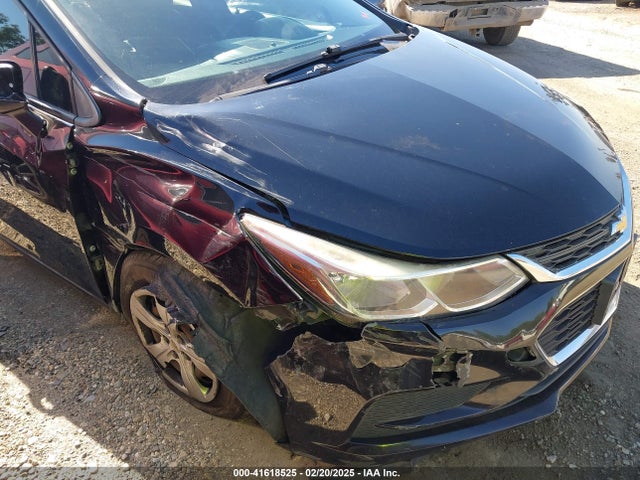 Chevrolet Cruze Ls Auto 2017 1G1BC5SM0H7143779 Image 6