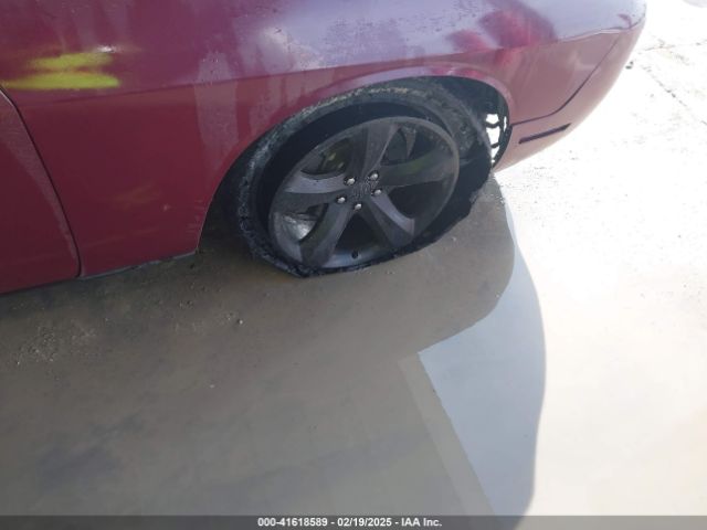 2C3CDYBT7EH311553 Dodge Challenger R/t