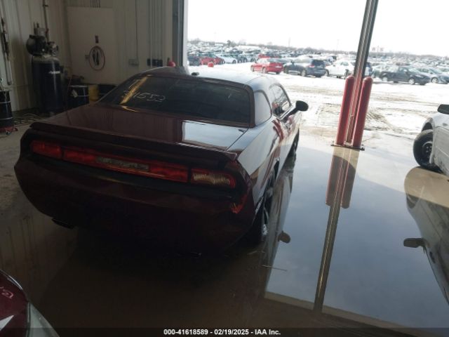 2C3CDYBT7EH311553 Dodge Challenger R/t