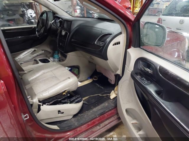2011 CHRYSLER TOWN & COUNTRY 2A4RR6DG6BR610723 Photo 4