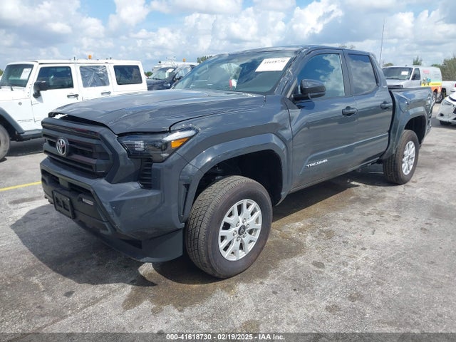 3TYKB5FN3RT005663 Toyota Tacoma Sr5 2wd