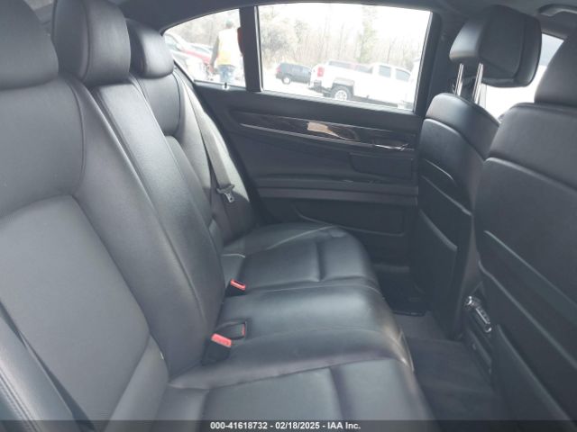 2011 BMW 740I WBAKA4C59BC392365 Photo 7