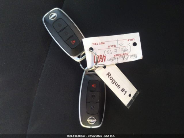 5N1BT3AB3PC776645 Nissan Rogue S Intelligent Awd