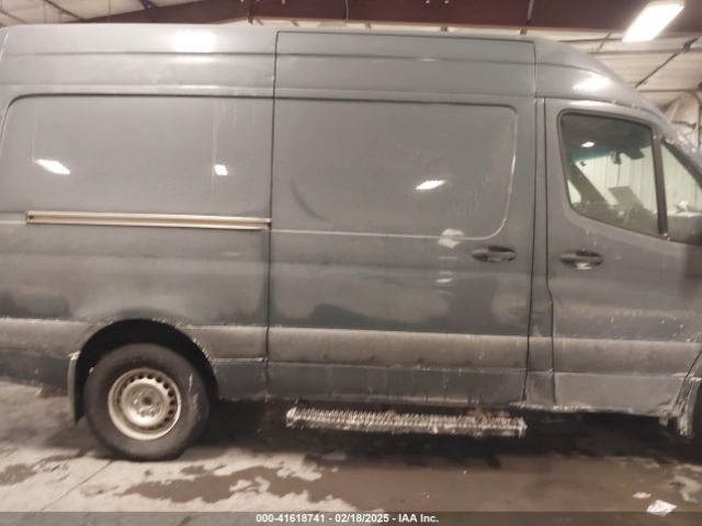 WD4PF0CD5KP088412 Mercedes-Benz Sprinter 2500 High Roof V6/standard Roof V6