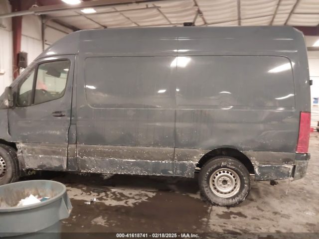 WD4PF0CD5KP088412 Mercedes-Benz Sprinter 2500 High Roof V6/standard Roof V6
