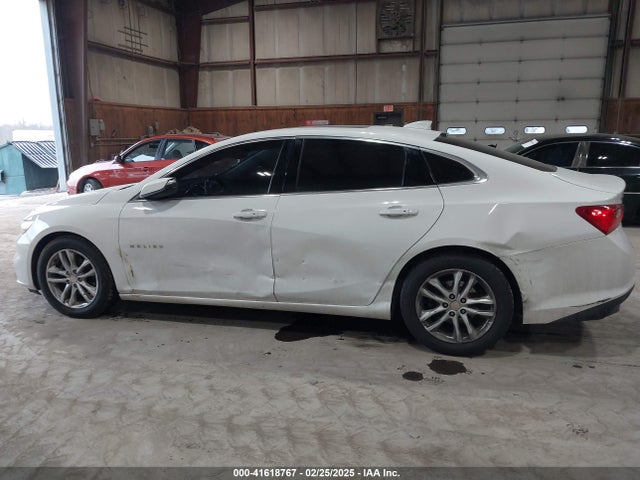 1G1ZE5ST0HF143254 Chevrolet MALIBU 1LT