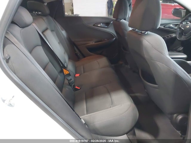 1G1ZE5ST0HF143254 Chevrolet MALIBU 1LT
