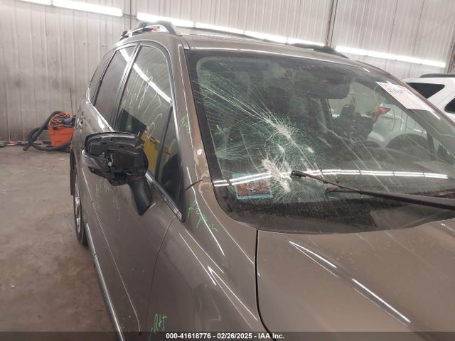 JF2SJAWC1HH540937 Subaru Forester 2.5i Touring