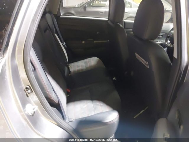 JA4AR3AW1JU012676 Mitsubishi Outlander Sport 2.4 Se