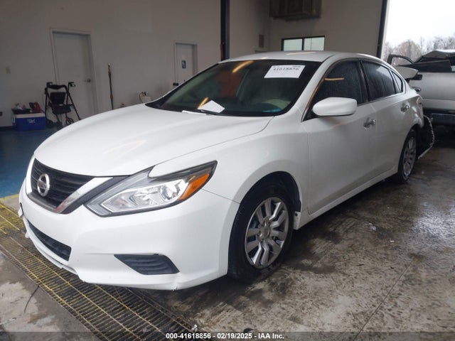 1N4AL3AP3HN353054 Nissan Altima 2.5 S