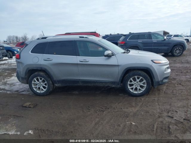 1C4PJMCS5GW236487 Jeep Cherokee Latitude