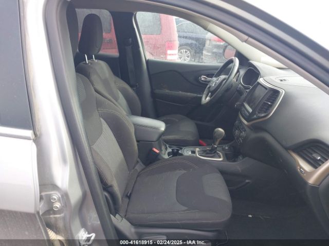 1C4PJMCS5GW236487 Jeep Cherokee Latitude