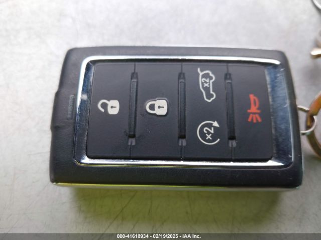 1C4RJJDG9N8517470 Jeep Grand Cherokee L Overland 4x2