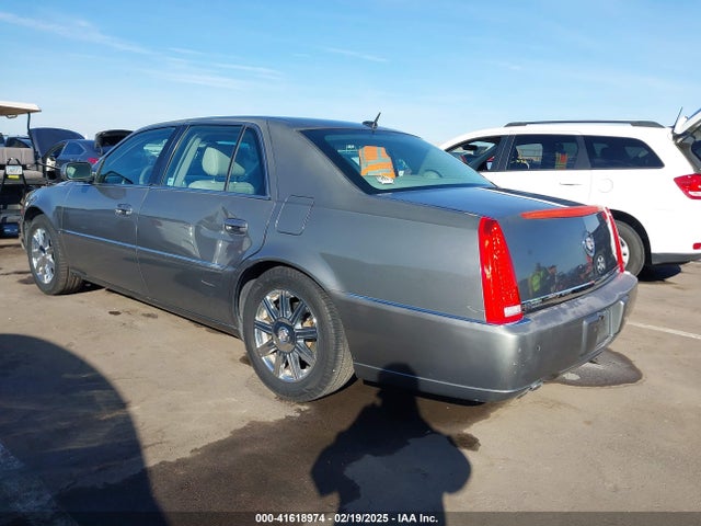 2008 CADILLAC DTS 1G6KD57Y08U186328 Photo 2