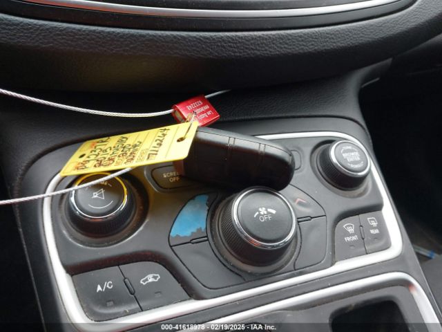 2015 CHRYSLER 200 1C3CCCABXFN716264 Photo 10