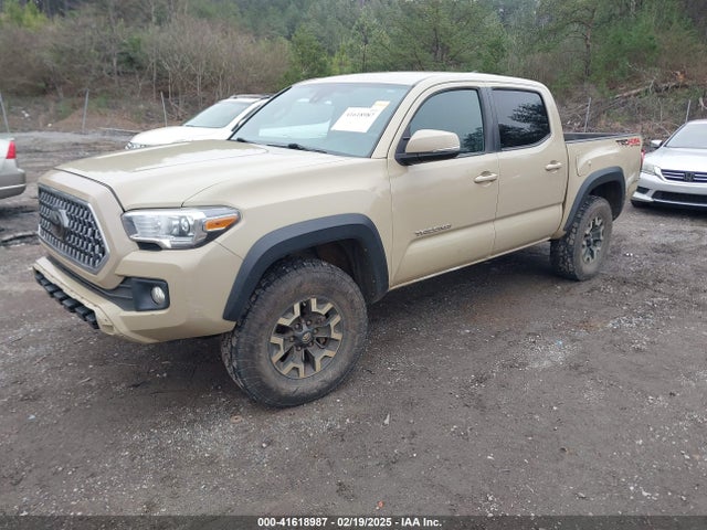 5TFCZ5AN3JX138568 Toyota Tacoma Trd Off Road