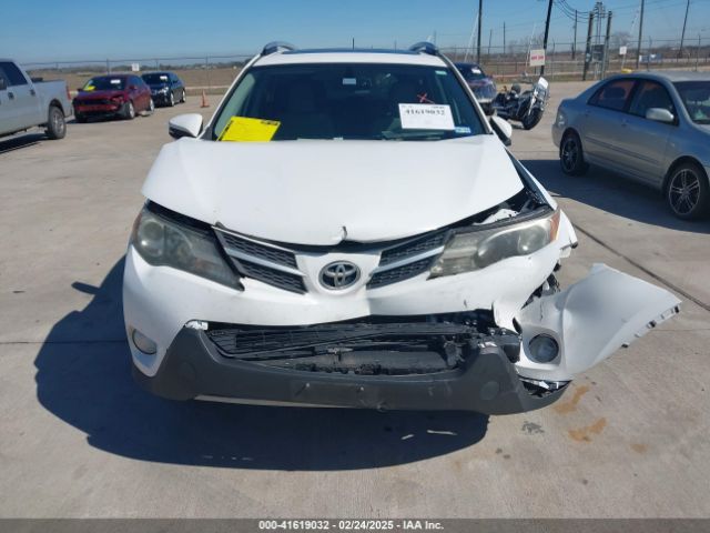 2T3WFREV7FW223321 Toyota Rav4 Xle