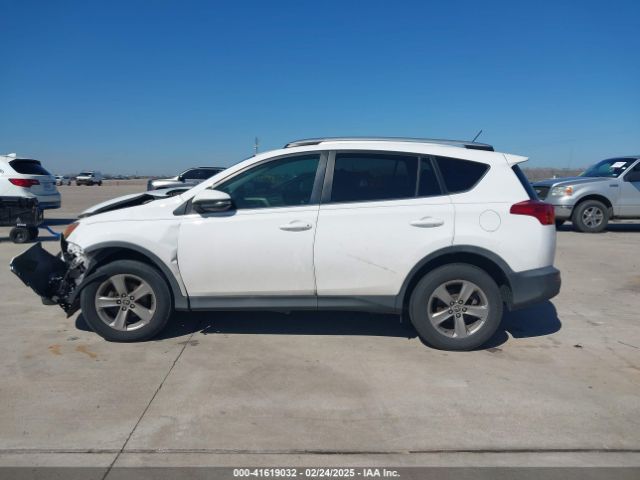 2T3WFREV7FW223321 Toyota Rav4 Xle