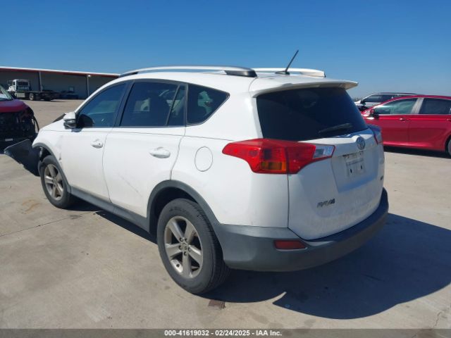 2T3WFREV7FW223321 Toyota Rav4 Xle
