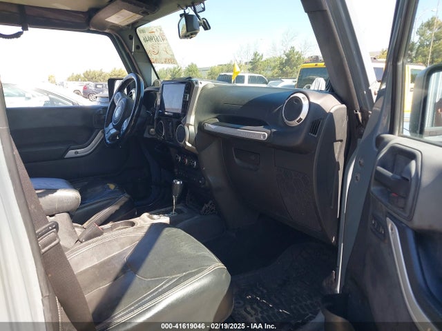 1C4BJWFG7EL321469 Jeep Wrangler Unlimited Rubicon X