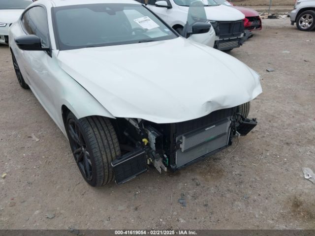 WBA83AP03RCR93802 BMW M440I