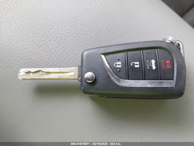 JTNB11HK5J3047909 Toyota CAMRY LE
