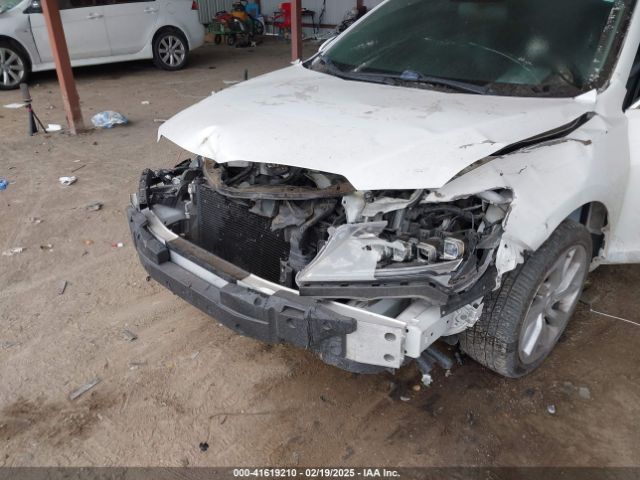19UDE2F38GA023113 Acura Ilx 2.4l/acurawatch Plus Package