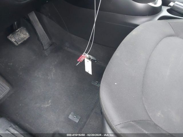 KNDJN2A24J7586616 KIA Soul