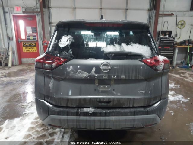 5N1BT3AB3NC686277 Nissan Rogue S Intelligent Awd