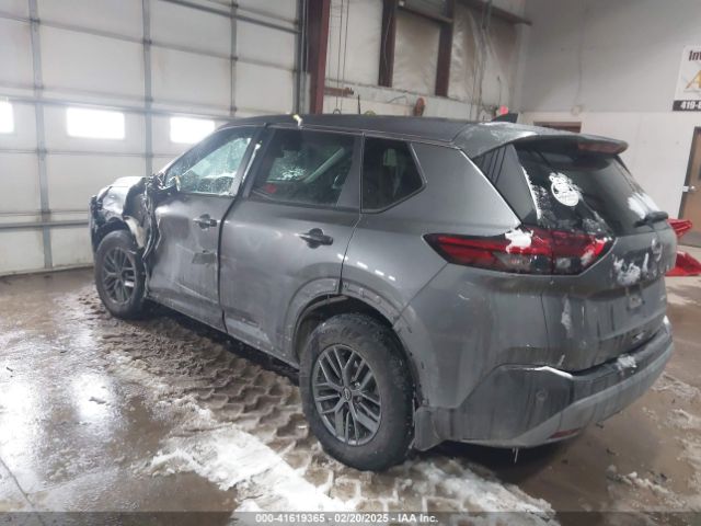 5N1BT3AB3NC686277 Nissan Rogue S Intelligent Awd