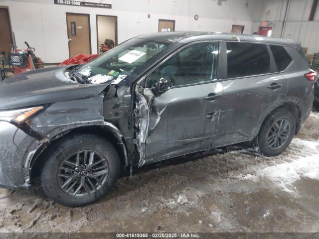5N1BT3AB3NC686277 Nissan Rogue S Intelligent Awd