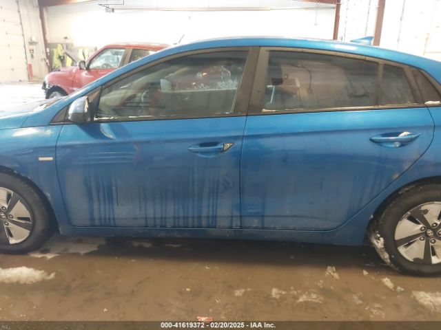 KMHC65LC1HU036827 Hyundai Ioniq Hybrid Blue