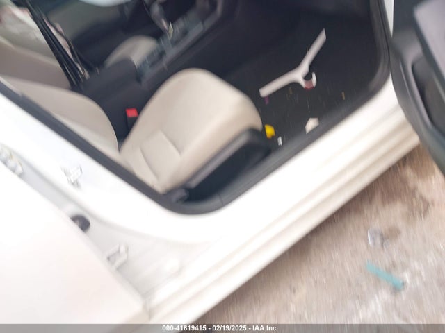 2HGFE2F28NH518488 Honda Civic Lx