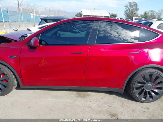 7SAYGDEF3RF032980 Tesla Model Y Performance Dual Motor All-wheel Drive