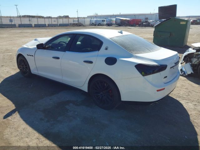 2017 MASERATI GHIBLI ZAM57RTA4H1197508 Photo 2