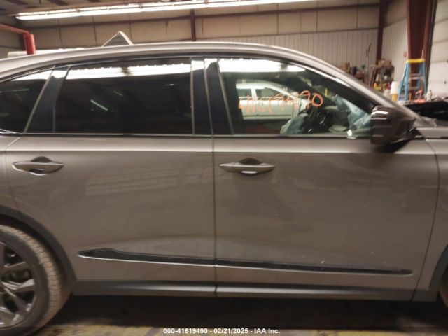 5J8YE1H03NL013136 Acura Mdx A-spec Package