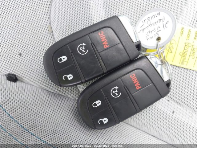 ZACNJDB12MPN30483 Jeep Renegade Latitude 4x4