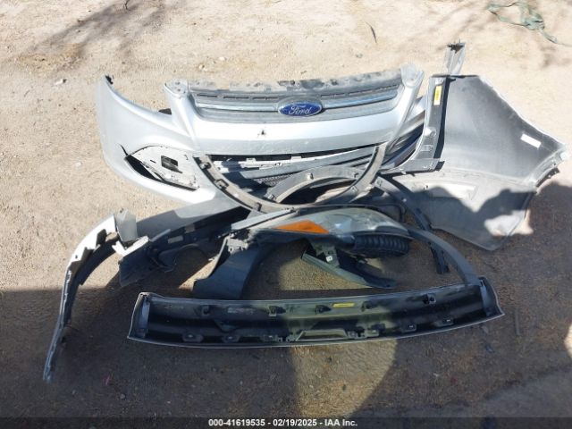 1FMCU0GX3EUB64164 Ford ESCAPE SE
